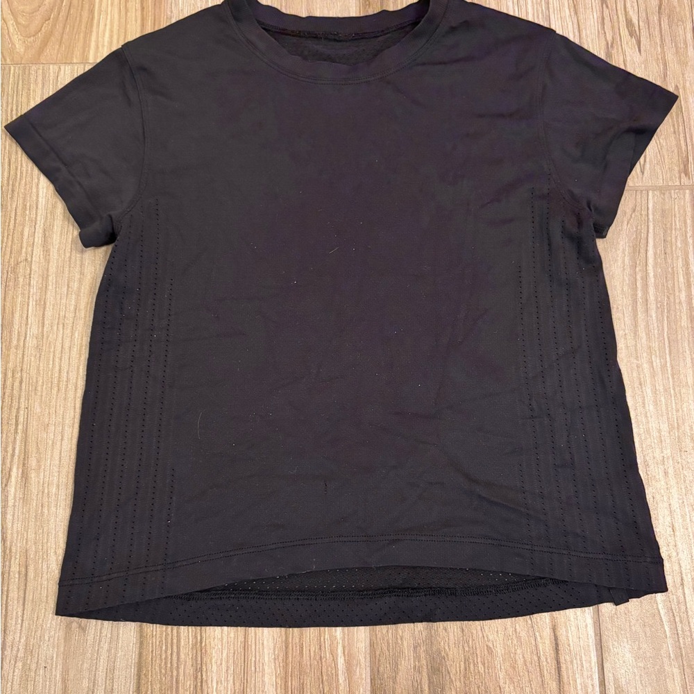 lululemon athletica Black Short Sleeve Tee